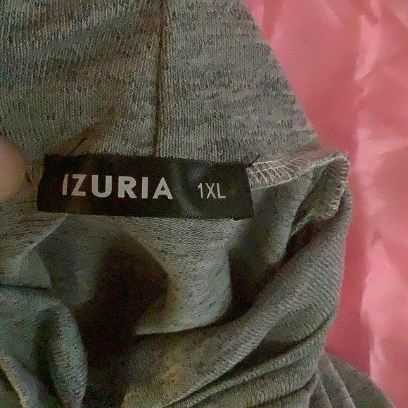 Izuria NWOT 3 pc. lot turtlenecks - Picture 2 of 7
